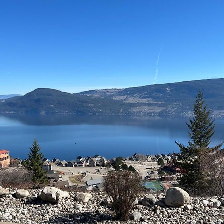 Jasmine Cottage Kelowna Esterno foto