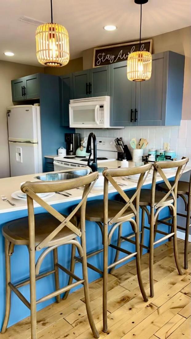 Jasmine Cottage Kelowna Esterno foto