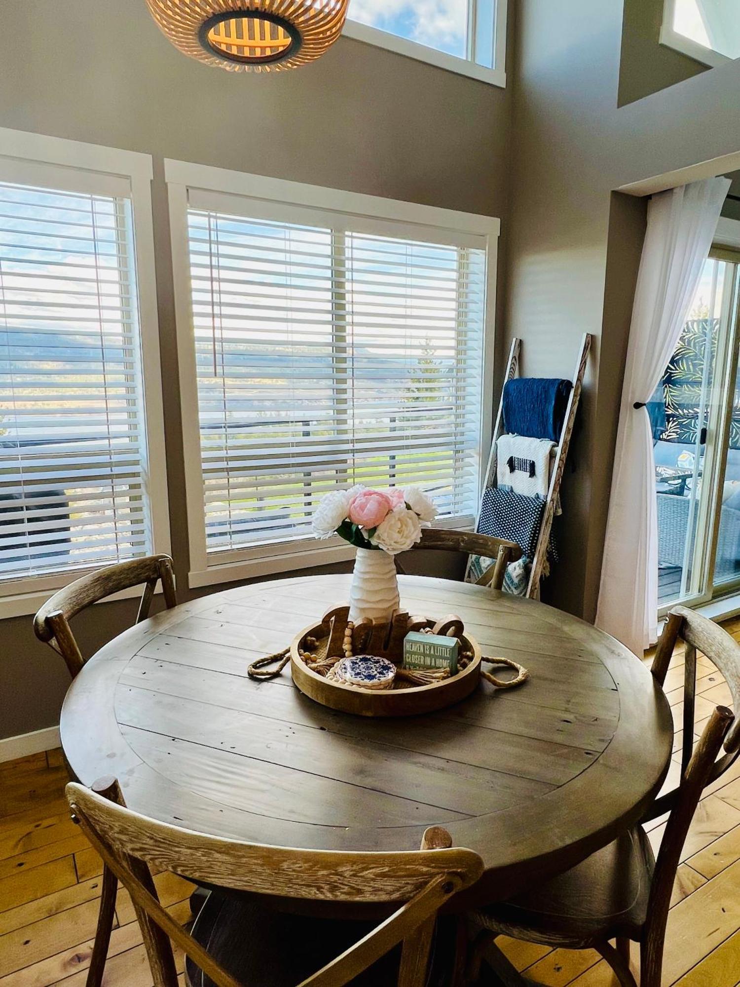 Jasmine Cottage Kelowna Esterno foto
