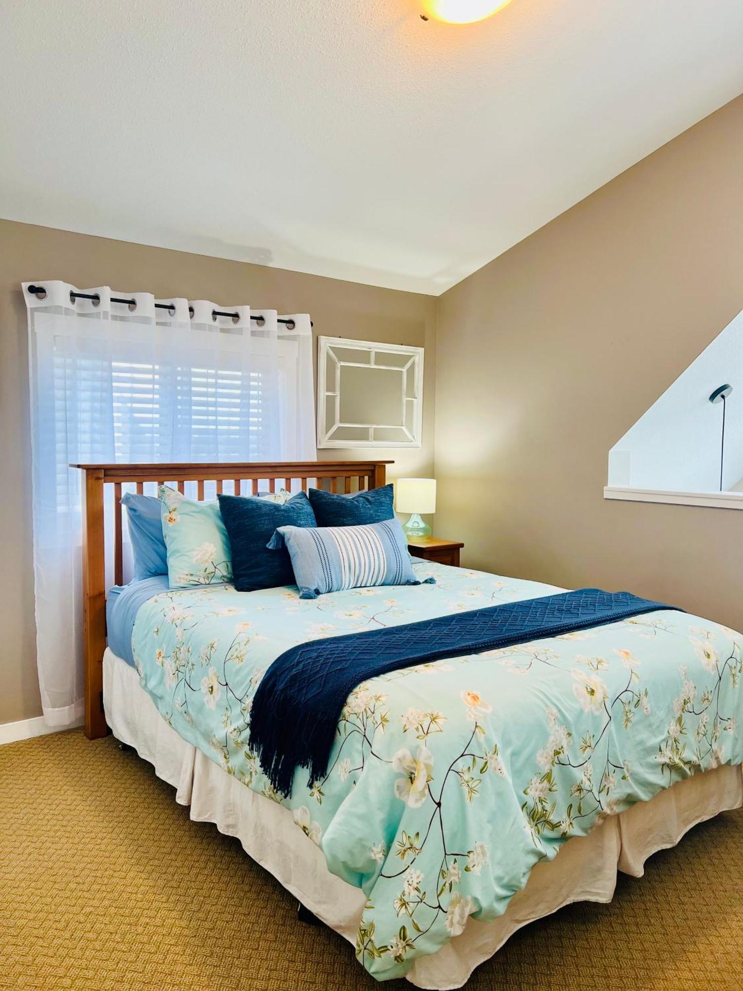 Jasmine Cottage Kelowna Esterno foto