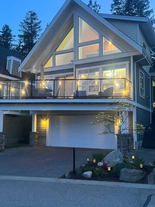 Jasmine Cottage Kelowna Esterno foto